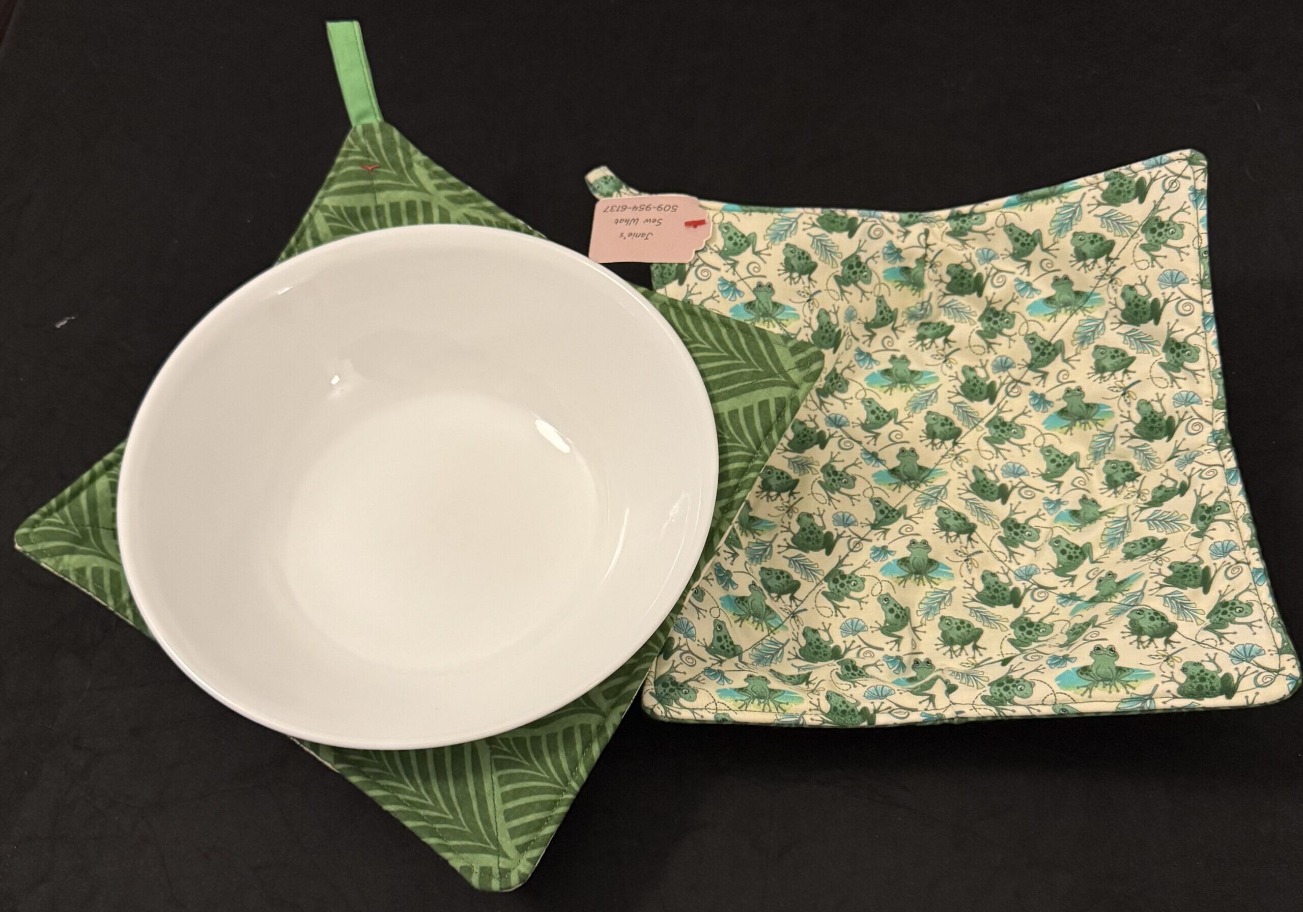 Bowl_holders-Janies_Bowls-JFBH_Frogs JFBH Frogs - Image 1