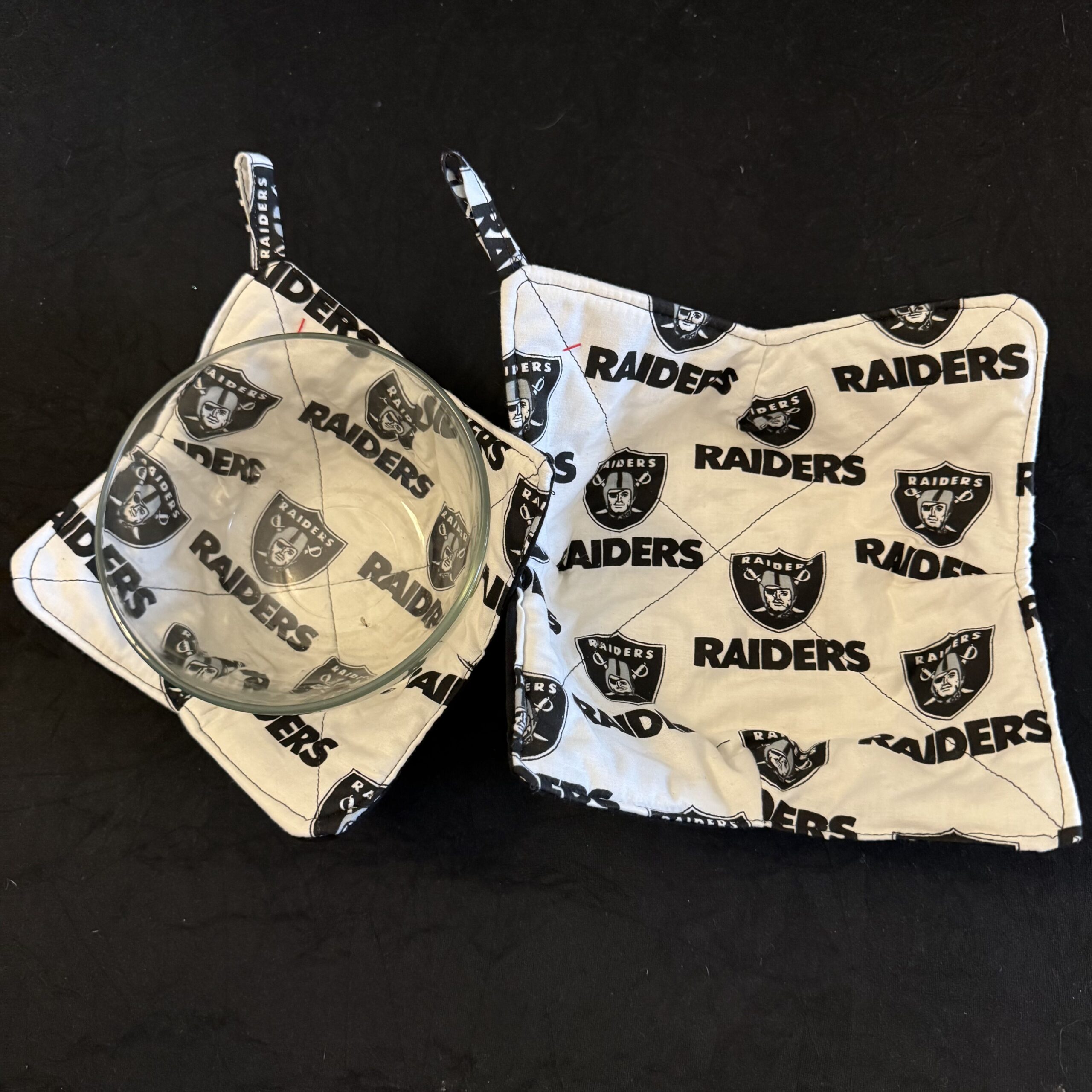 Bowl_holders-Sports_Bowls-NFL-Oakland-Raiders-White Oakland Raiders White Black - Image 1