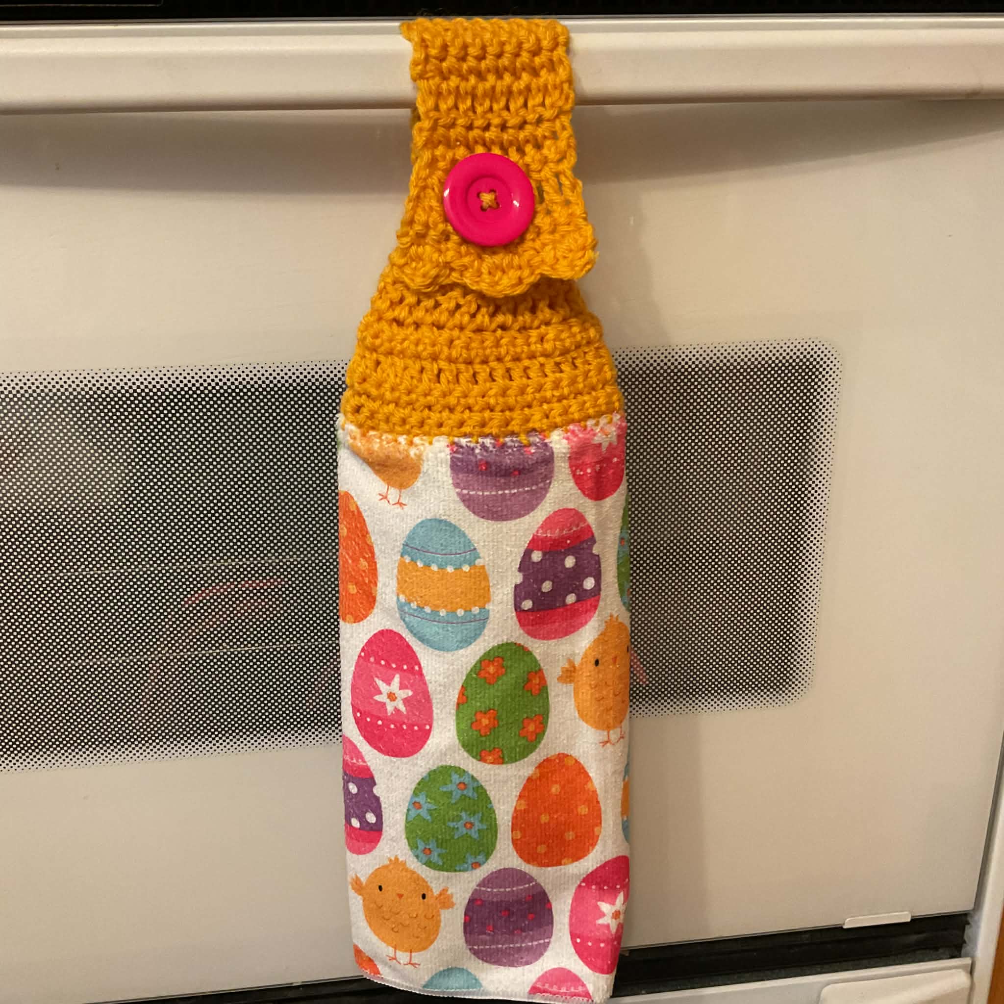 CrochetedTowel_EasterEggsChick-Gold Crocheted Towel Easter Eggs Chick Gold - Image 1