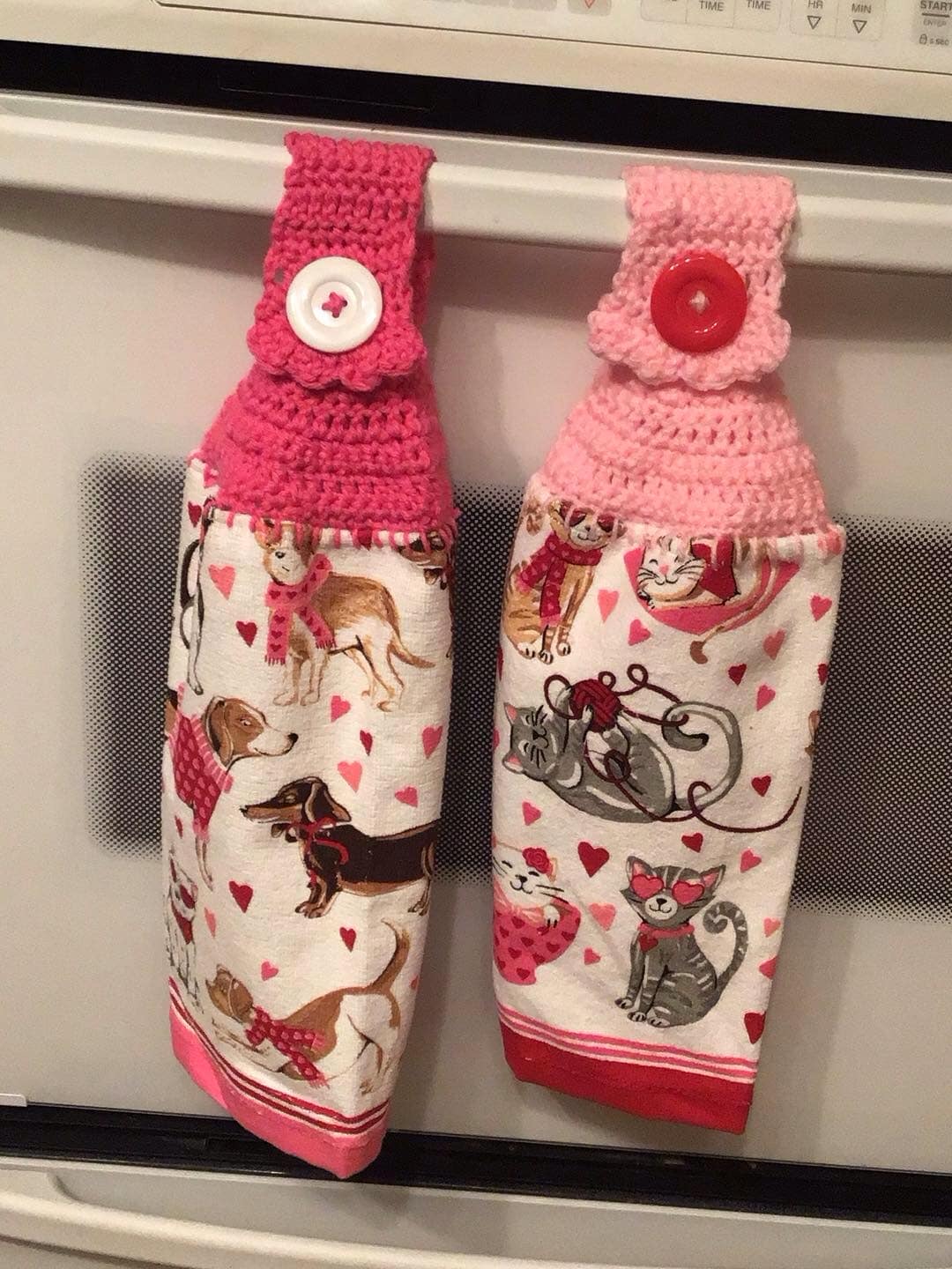 CrochetedTowel_ValentinesCatDog Crocheted Towel Valentines Cat Dog - Image 1