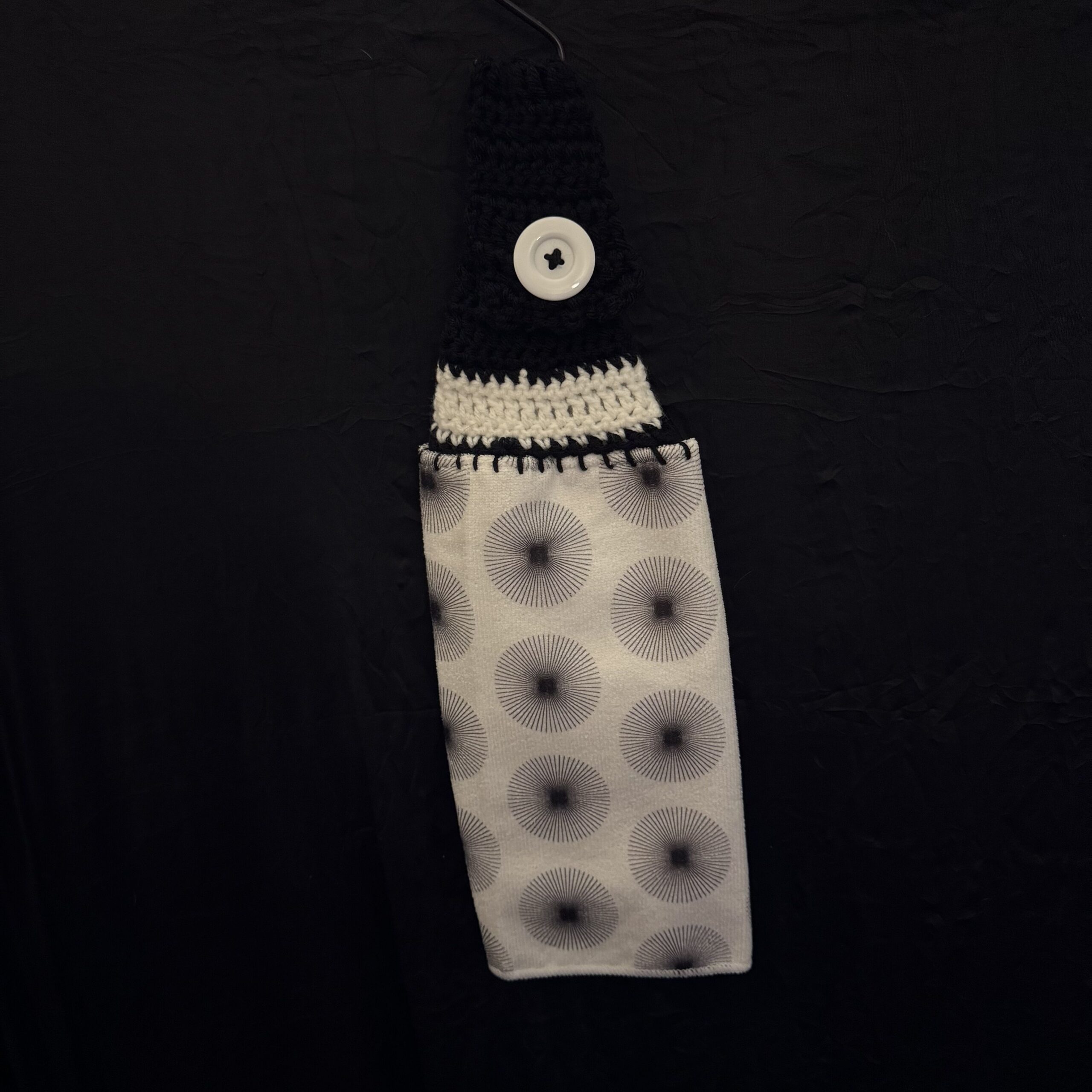 Crocheted_Towels-Basic-CrochetedTowel-Black-White-Circles Crocheted Towel Black White Circles - Image 1