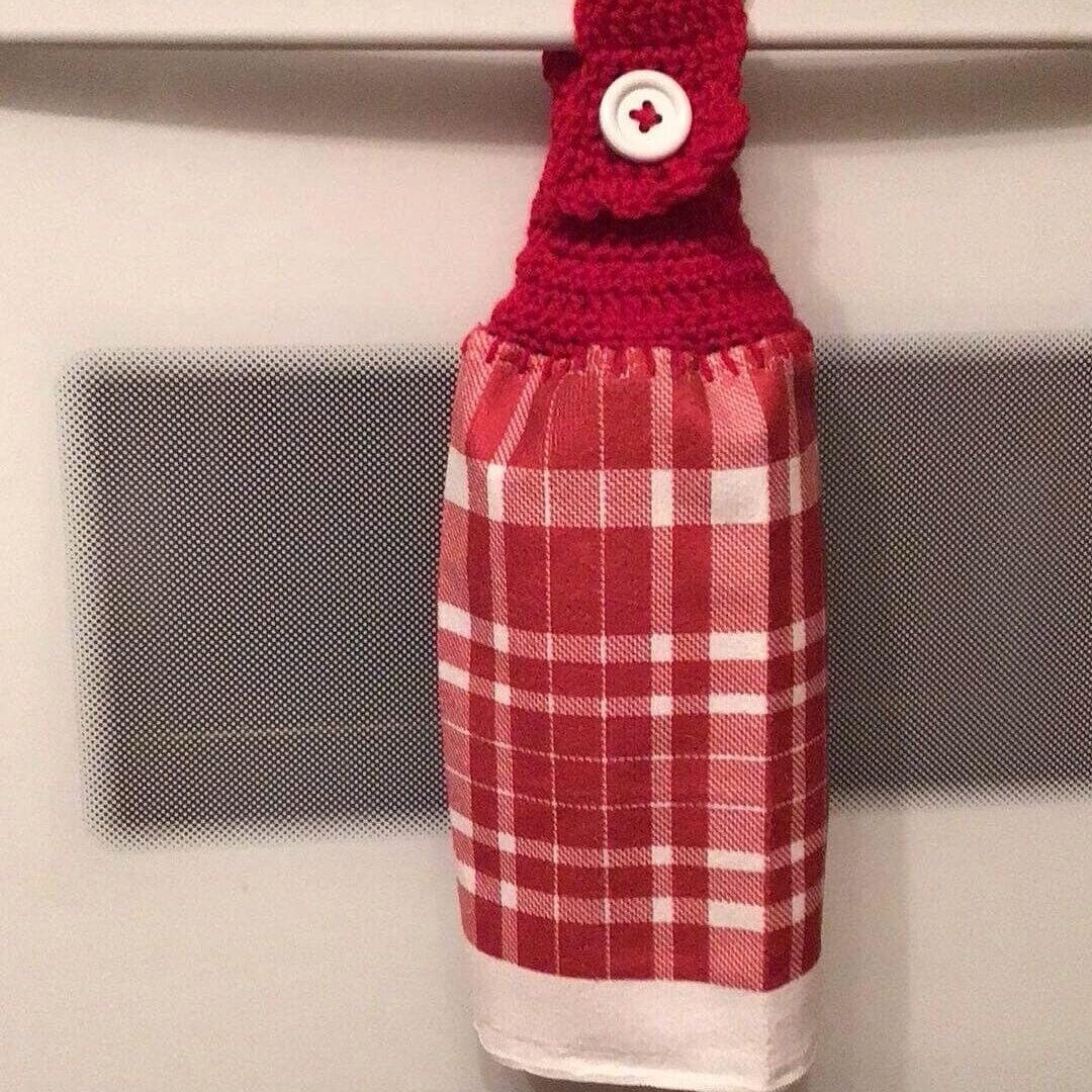 Crocheted_Towels-Basic-CrochetedTowel_RedGingham Crocheted Towel Red Gingham - Image 1