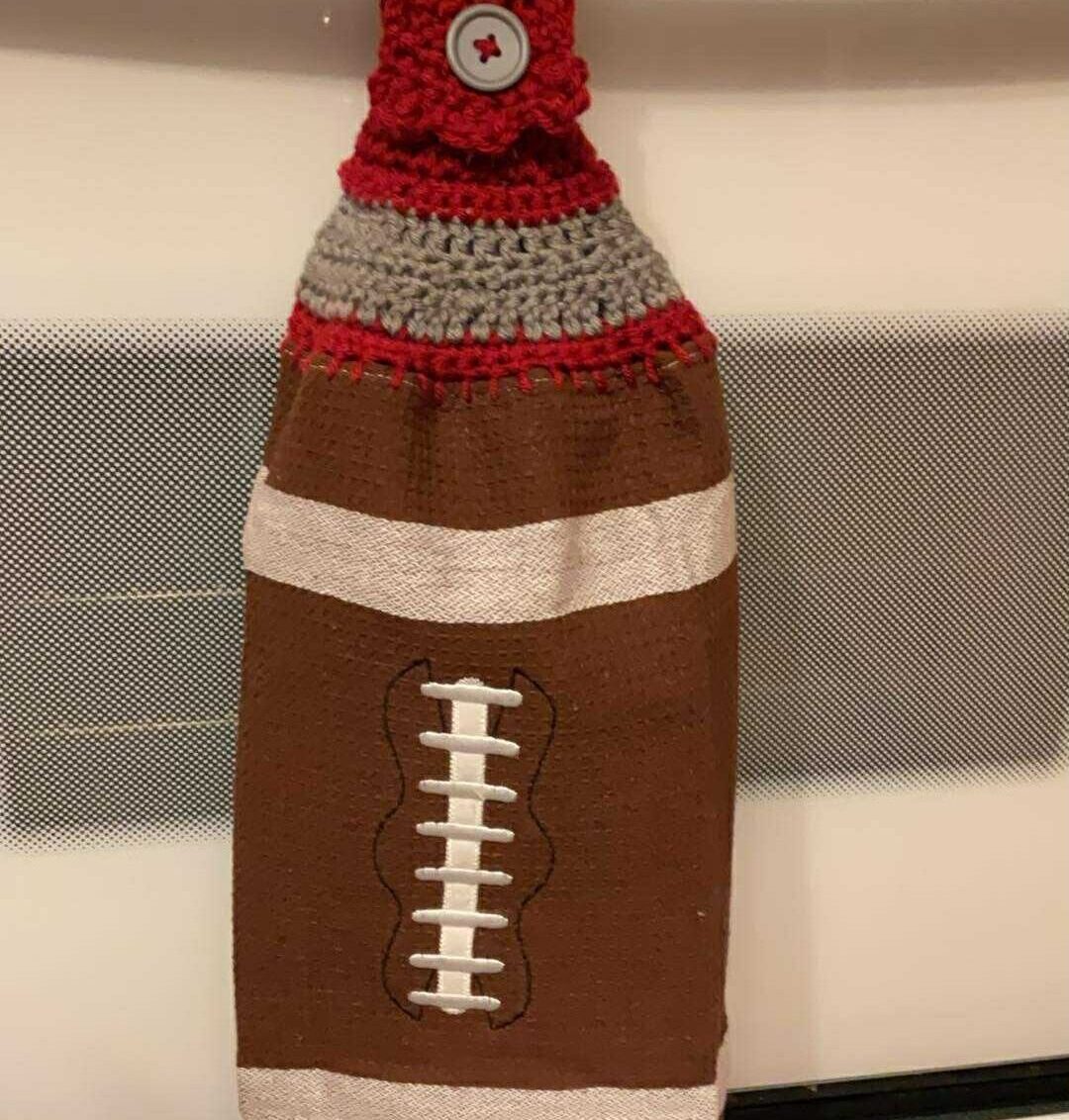 Crocheted_Towels-Sports-CrochetedTowel_SportsWSU Crocheted Towel Sports WSU - Image 1